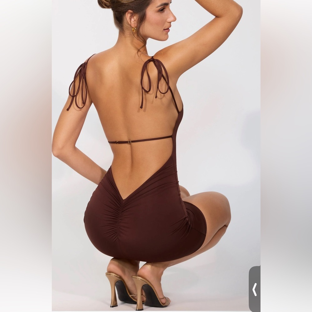 ‘Leli’ dress by Oh Polly